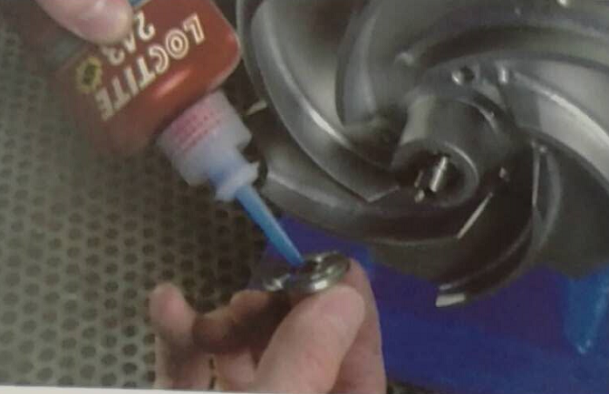 乐泰胶水的使用